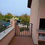 Casa Lolla Garda Village Apartmán *