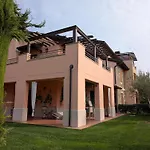 Casa Lolla Garda Village * Peschiera del Garda