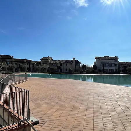 Garda Village 9 *