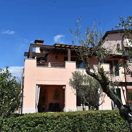 Casa Lolla Garda Village * Peschiera del Garda